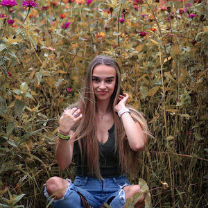 Meet your Posher, Hope